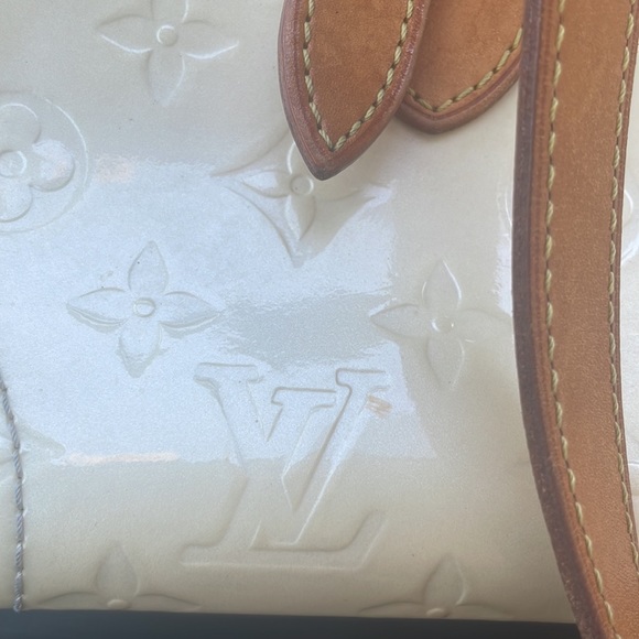 LOUIS VUITTON VERNIS SHOULDER PURSE BAG - Picture 7 of 17